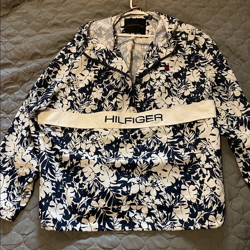 Tommy Wind Breaker